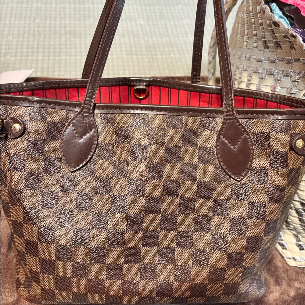 Louis Vuitton PM neverfull